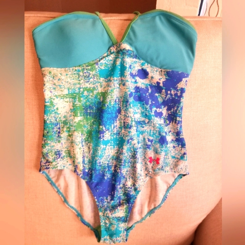 Bathing suit - Picture 2 of 4